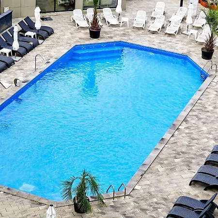 Dream & Pool Apartment