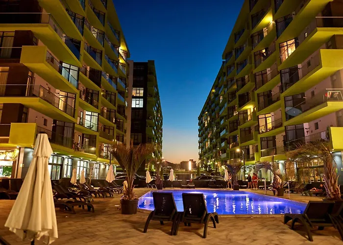 Dream & Pool Апартаменты